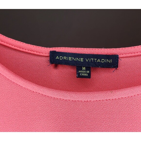 Adrienne Vittadini Blouse Women's Size Medium Coral Pink Short Sleeve Scoop Neck - Picture 3 of 6